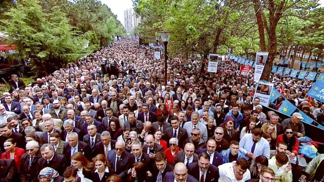 İYİ Parti Kocaeli Teşkilatından Lozan Parkı’na Güçlü Katılım: “Cumhuriyet’e Sahip Çıkıyoruz