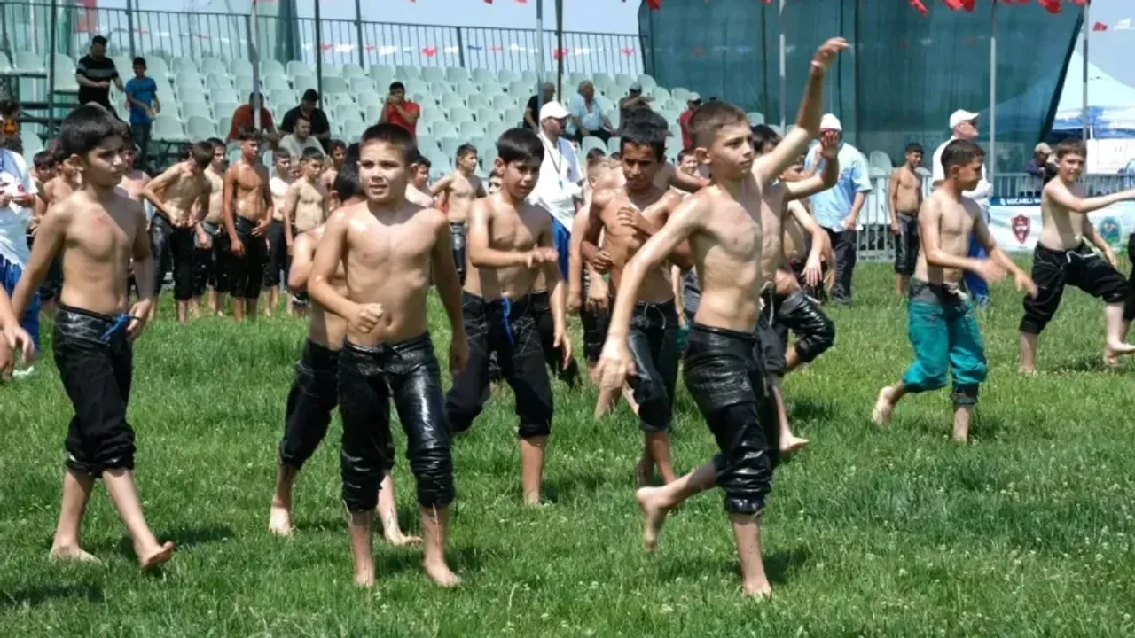 Pehlivanlar Er Meydanında!