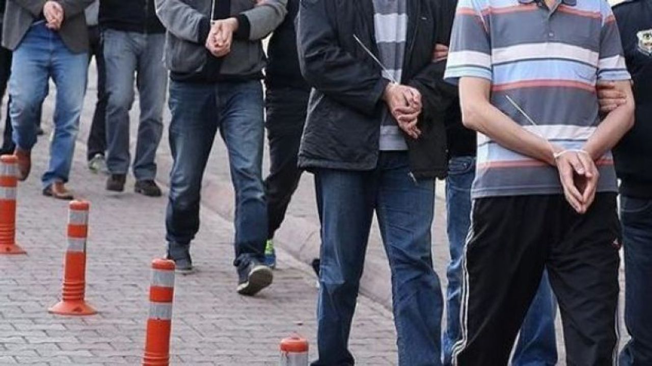 Kocaeli'de İçlerinde! 156 FETÖ şüphelisi yakalandı