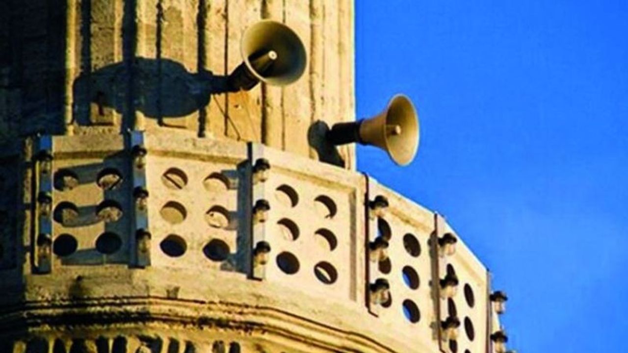 Kocaeli’deki o camiden ezan sesi neden bozuk çıkıyor?