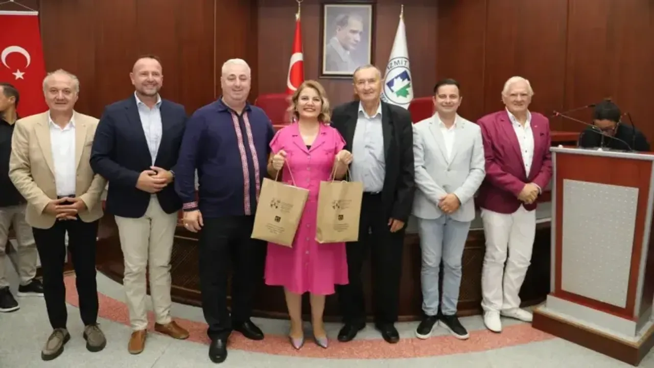 Başkan Hürriyet İGF üyeleriyle buluştu