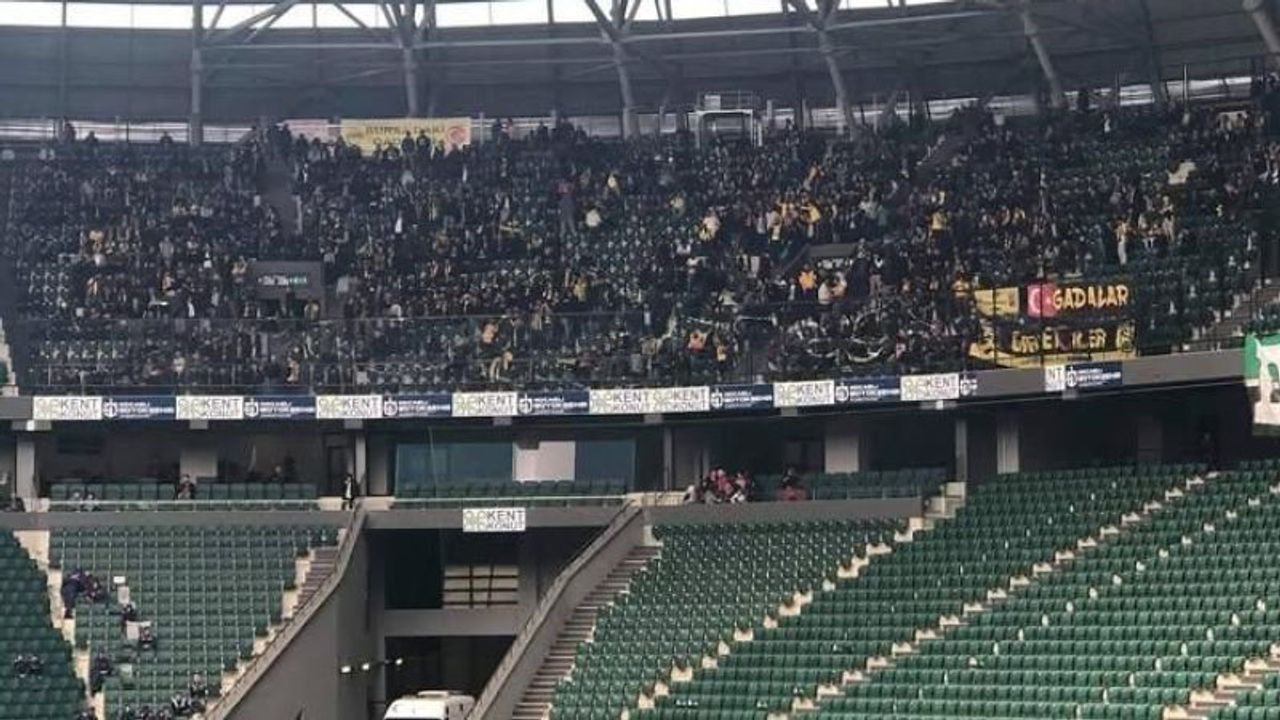 Kocaelispor Kuzey Üst Tribünü yarın satışa çıkıyor