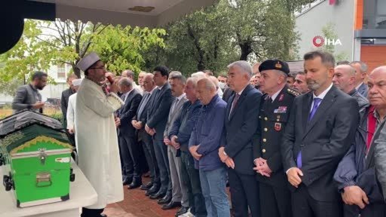 Polis Aracının Altında Kalan Genç Toprağa Verildi