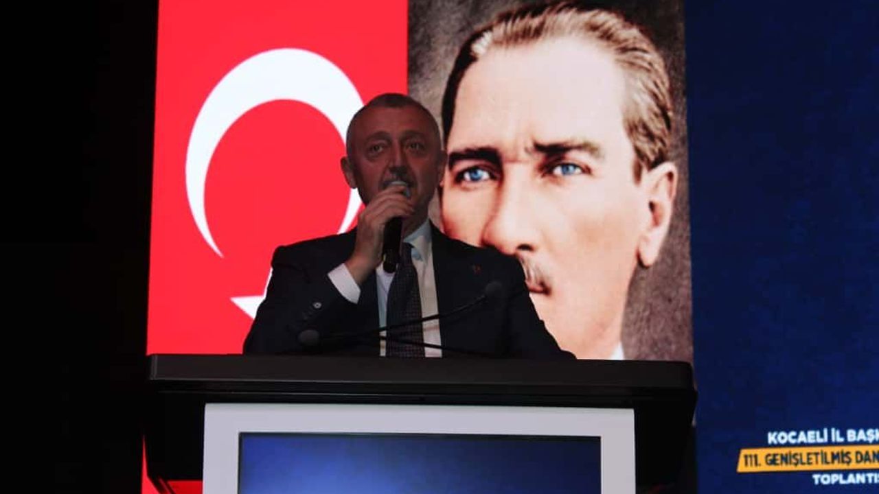 Başkan Büyükakın: "Hizmetlerimize Bindirmeye Devam Edeceğiz"