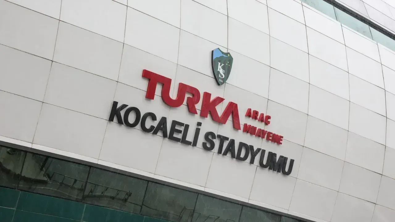 Kocaelispor’dan Taraftarlarına Sürpriz: Stadyuma Açılacak!