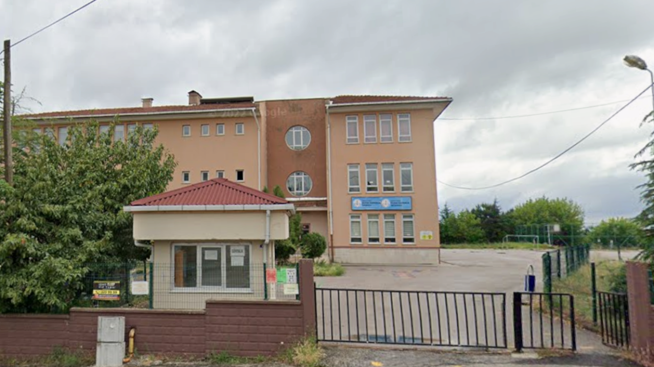 İzmit'te O Okulda 6 Çocuk Toplu Şekilde Darp Edildi