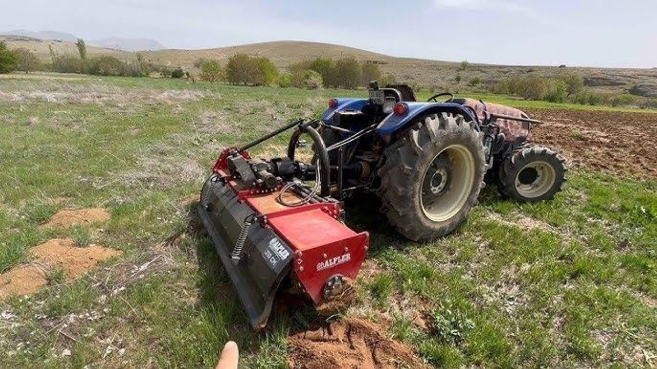 Rotovatöre kapılan 17 Yaşındaki Genç Hayatını Kaybetti