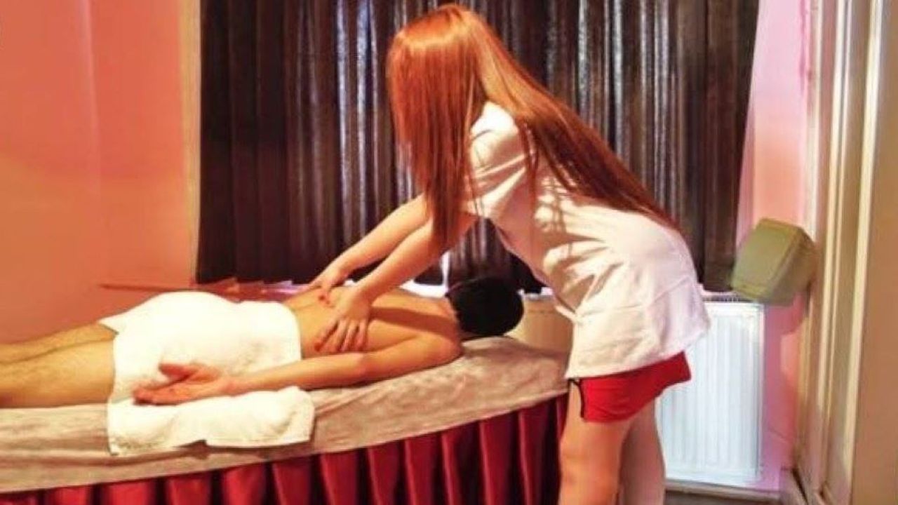 Masaj Salonuna Fuhuş Operasyonu!