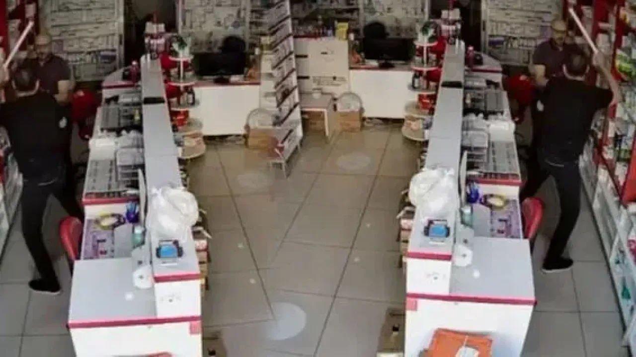 Eczanede reçete kavgası kanlı bitti
