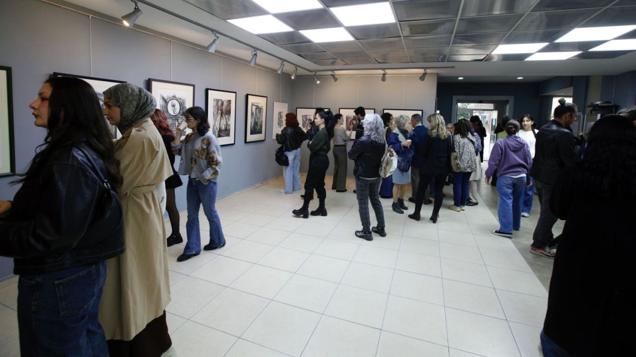 Prof. Dr. İsmail Keskin’in “Özgün Baskı Resim (Litografi)” Sergisi Kocaeli Üniversitesi’nde Açıldı