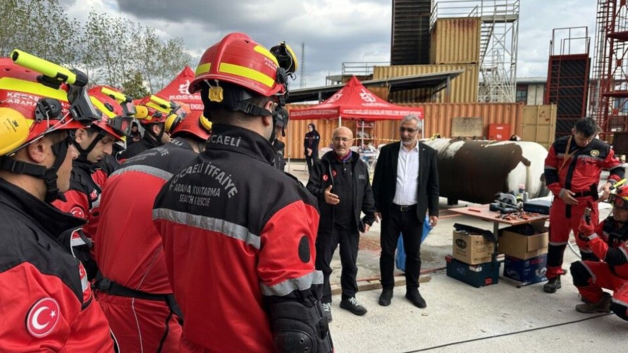 AFAD ve Kocaeli İtfaiyesi’nden ortak eğitim hamlesi