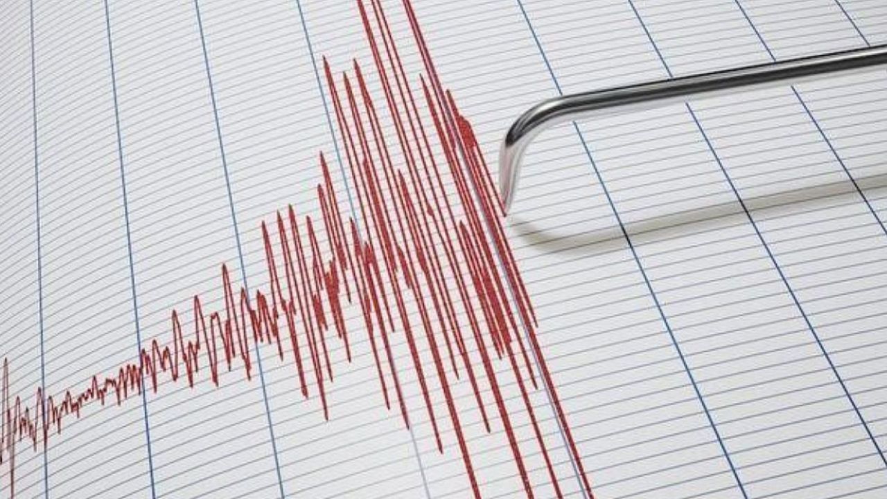 4.5 büyüklüğünde deprem