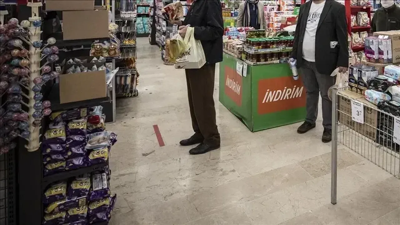 Bakanlık ifşaladı! Köfte ve Sucukları Boyamışlar