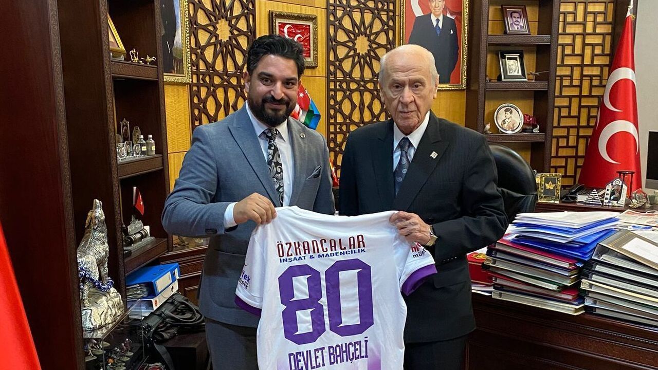 Devlet Bahçeli’den Roman Toplumuna Güçlü Mesaj: “Bu Kapı Roman Kardeşlerimize Sonuna Kadar Açık”