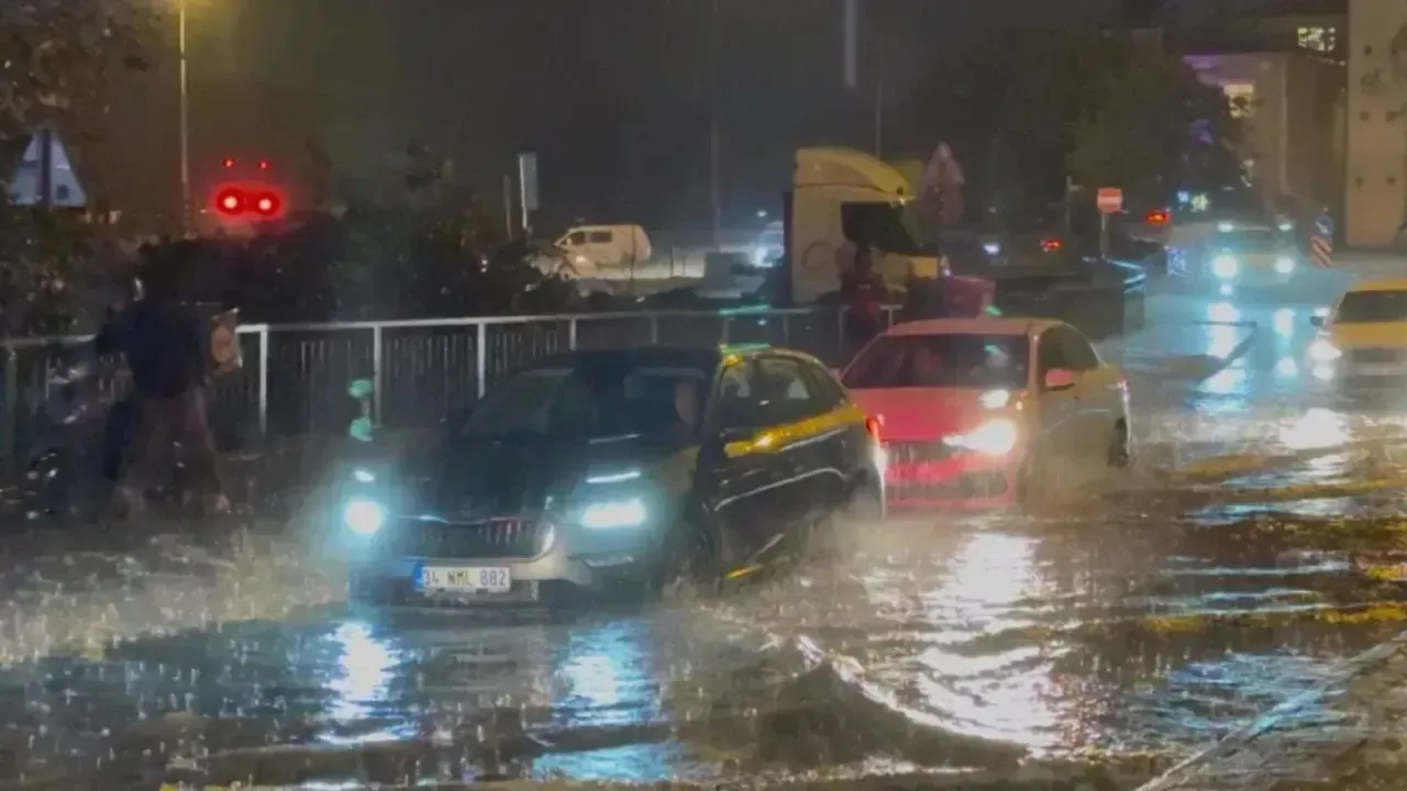 Kocaeli'yi sağanak vurdu!