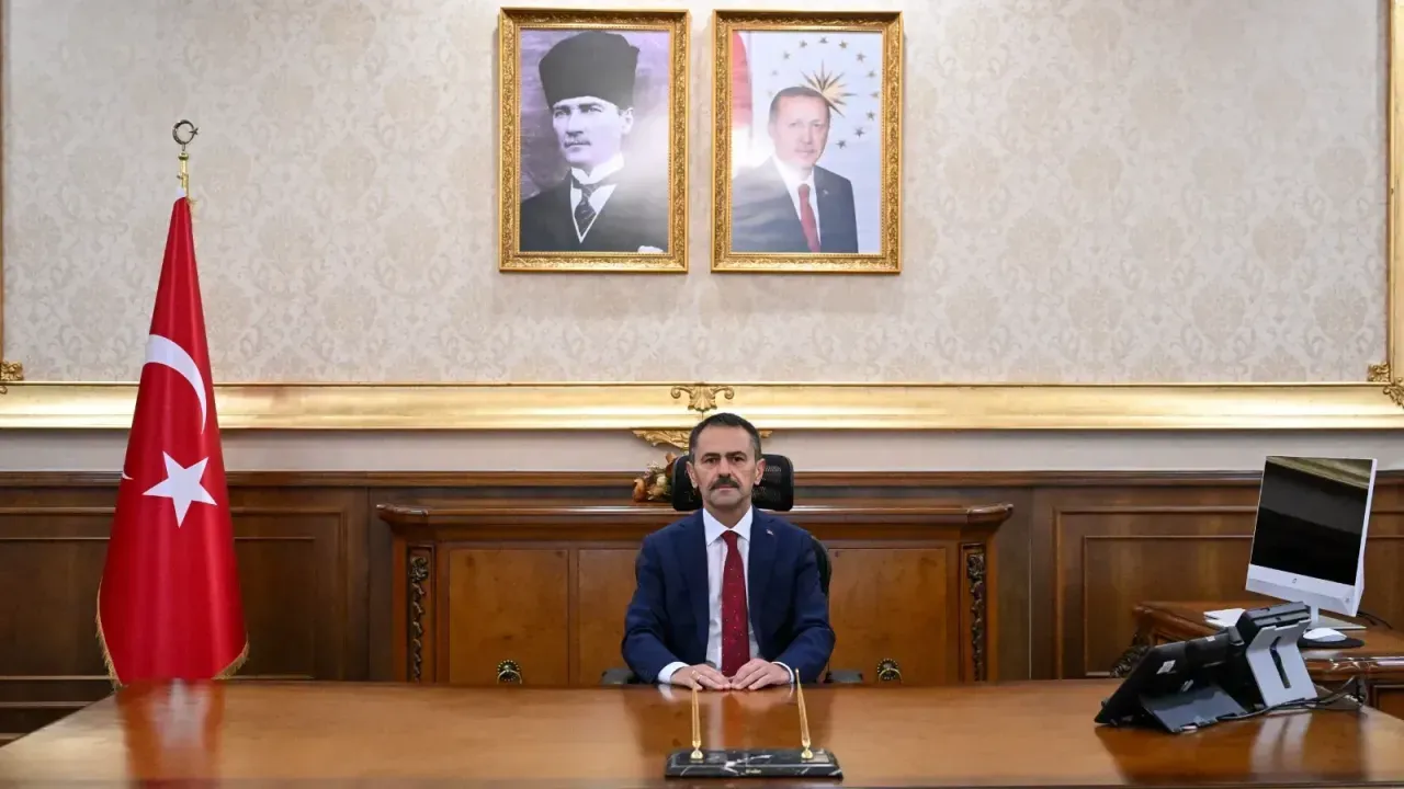 Kocaeli Valisi İlhami Aktaş’tan 29 Ekim Cumhuriyet Bayramı Mesajı