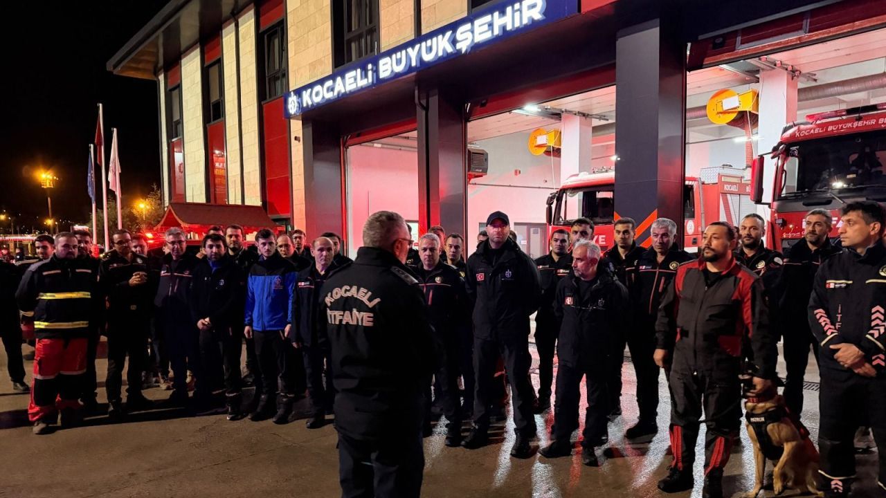 Kocaeli Büyükşehir’den deprem bölgesine anında destek