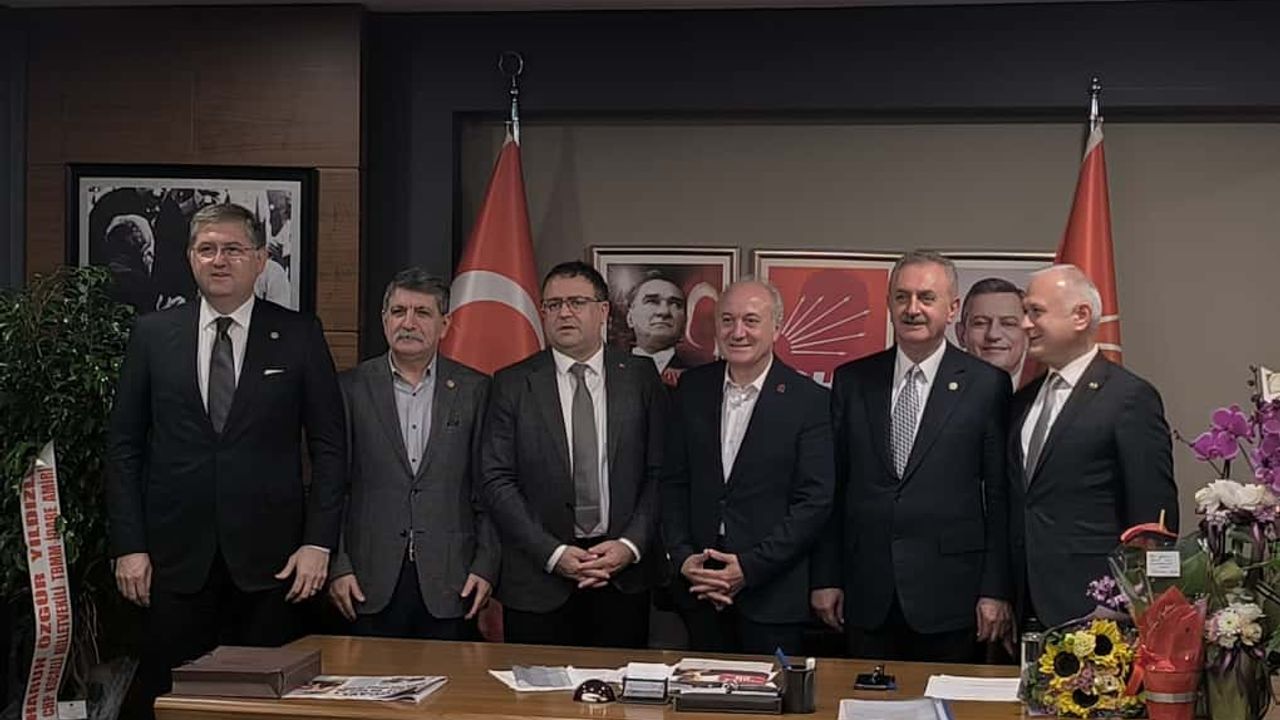 CHP Kocaeli'de ‘birlik’ mesajı tam kadro verilemedi