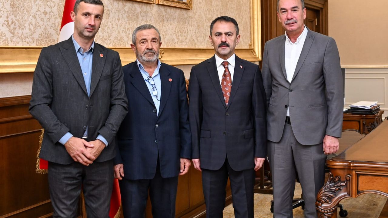 İzmit Mahalle Muhtarlarından Vali Aktaş’a Ziyaret