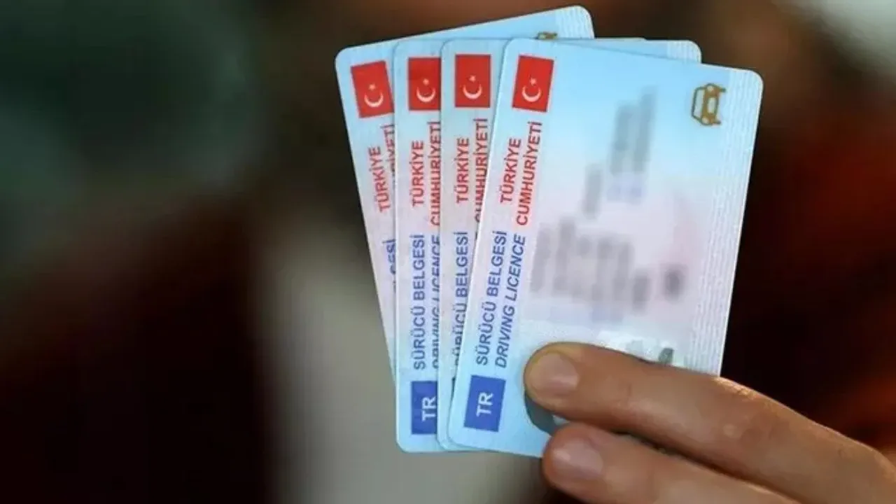 Ehliyet Yenilemede Son Gün! 1 Kasım’dan İtibaren 7 Bin TL Fazla Ödeyecekler