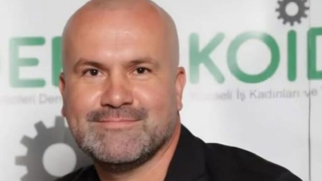 Mehmet Ali Paşa’nın Sevilen İsmi Erhan Komsu Hayatını Kaybetti