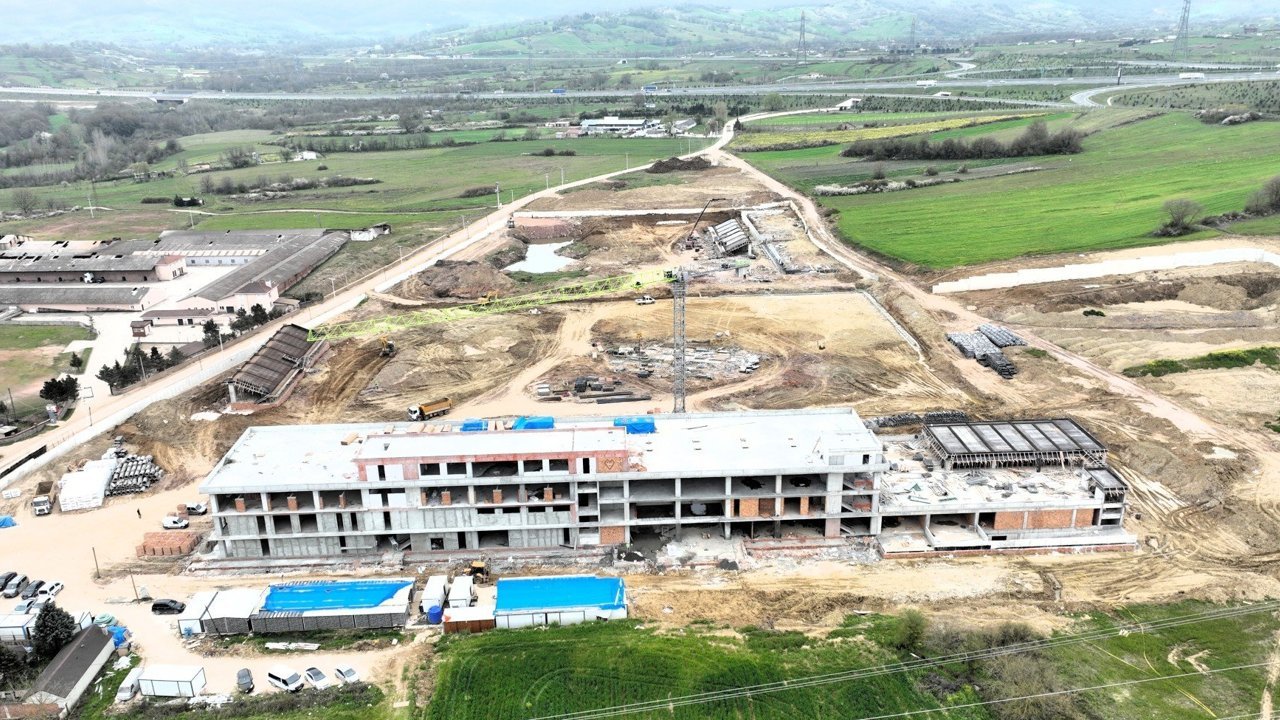 Körfez’de Dev Spor Tesisi Yükseliyor