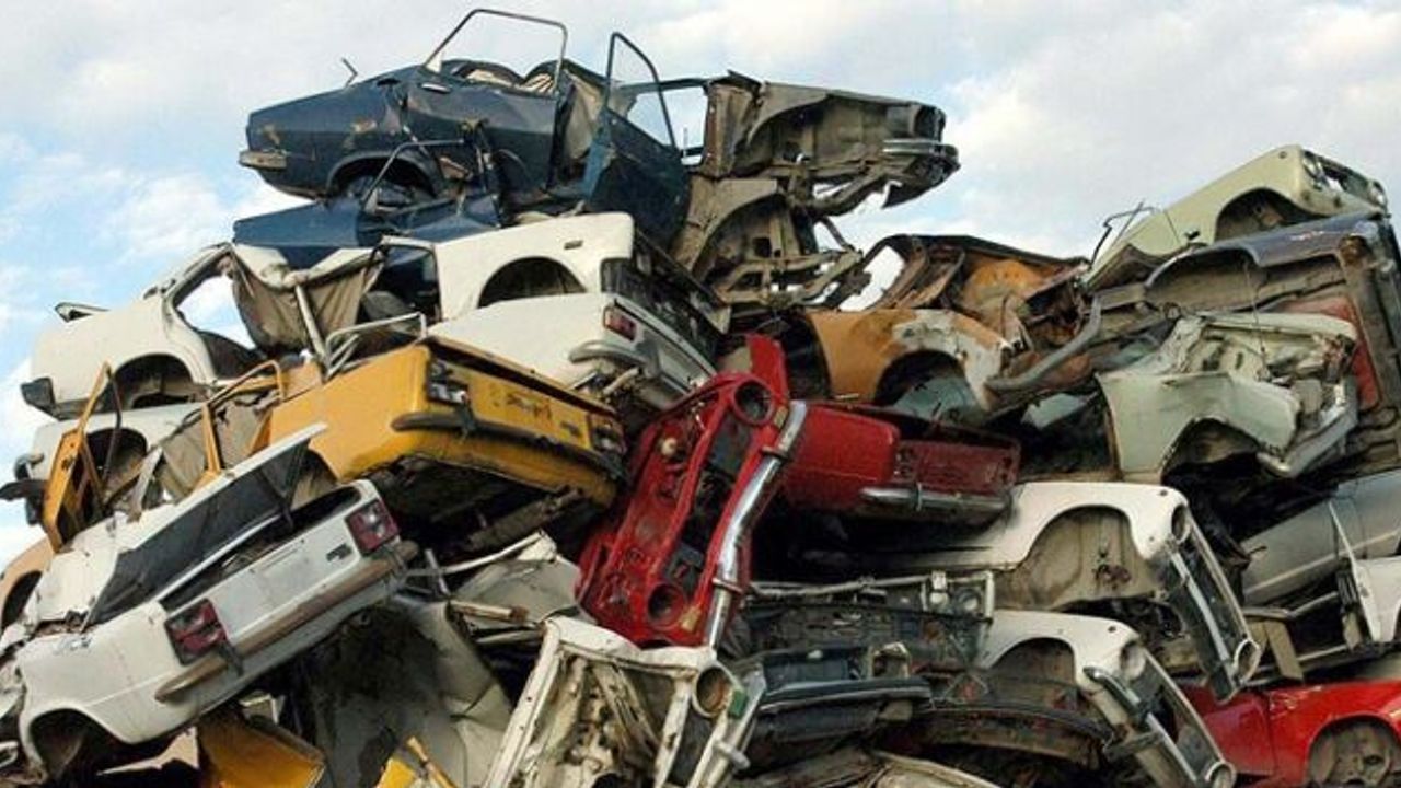 Hasarlı araçları sağlam diye raporladılar, 15 ilde operasyon