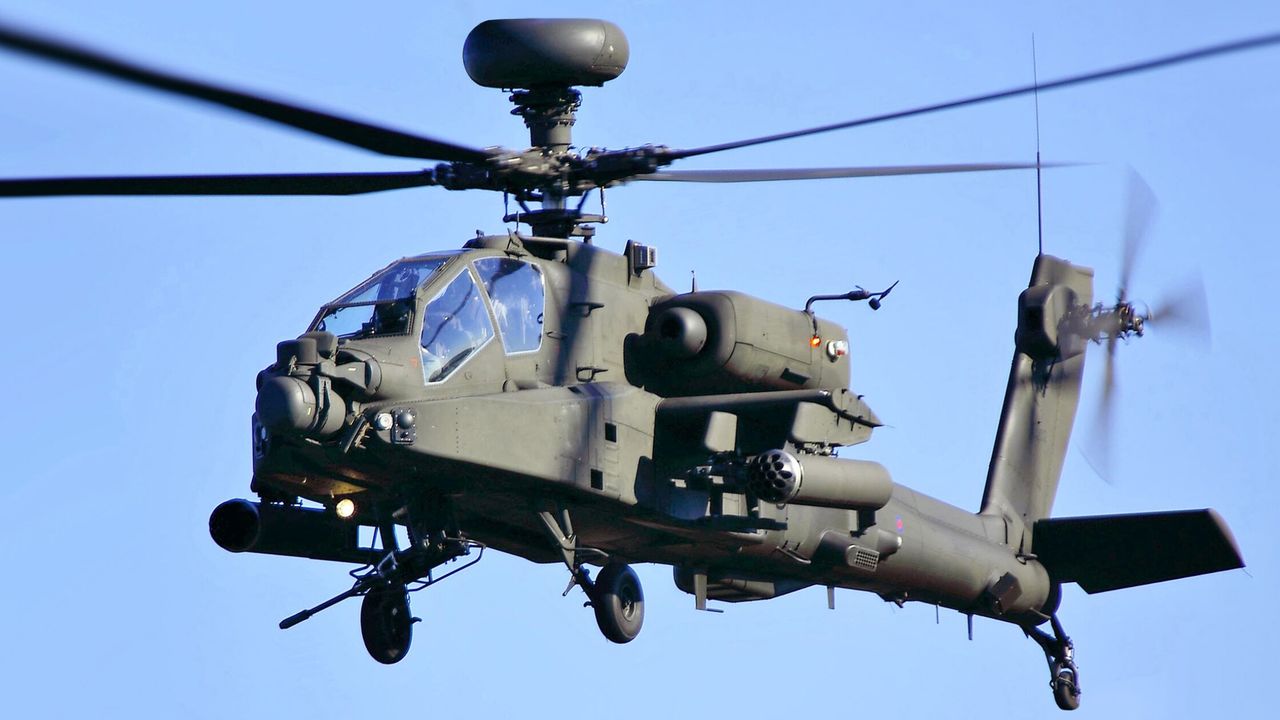 Apache Helikopteri Düştü!