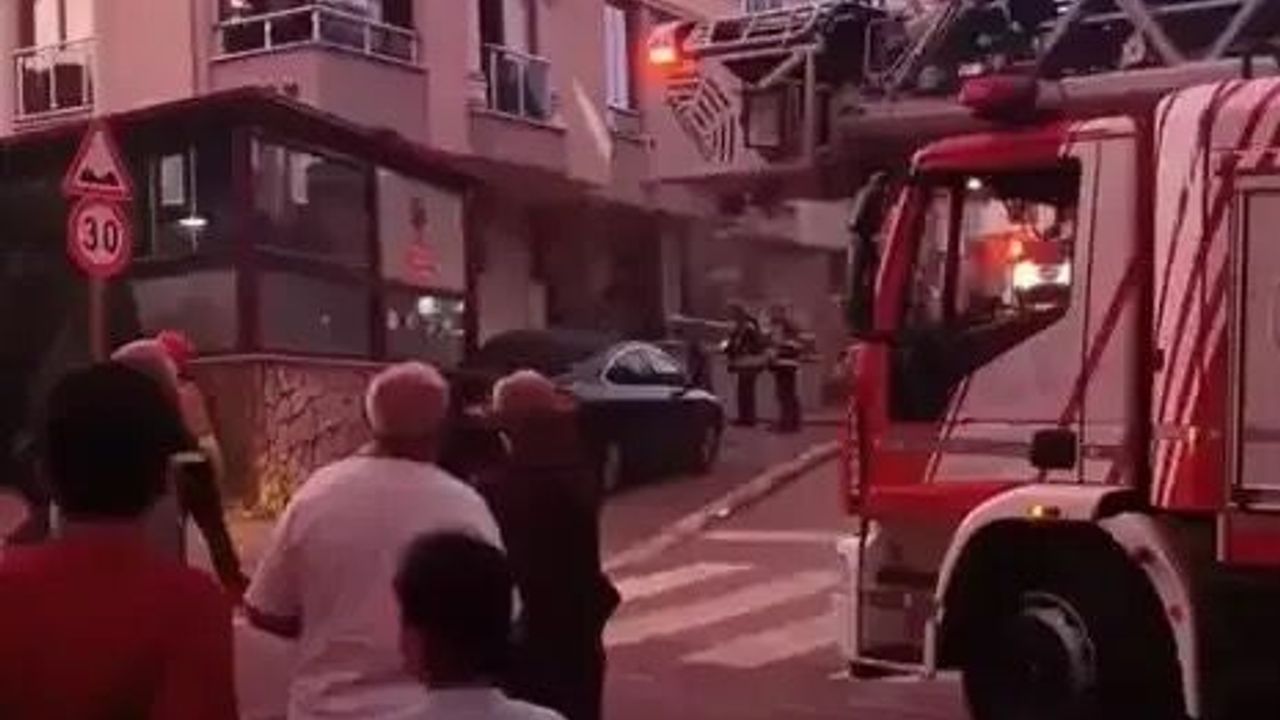 Kocaeli’de Yaşlı Kadın Alevlerin Arasından Kurtarı