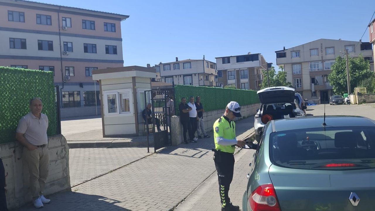 Kocaeli'de Okul Çevrelerinde Sıkı Denetim!