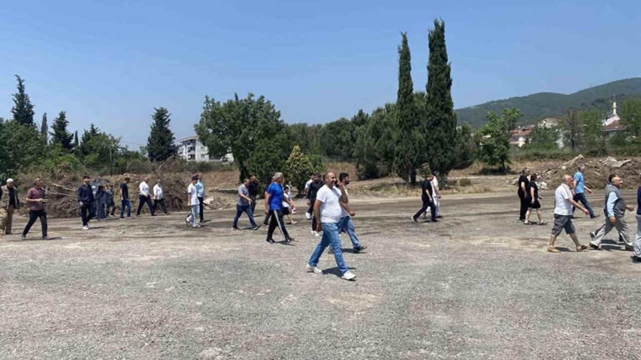Körfez’de TIR Parkı Tartışması Büyüyor