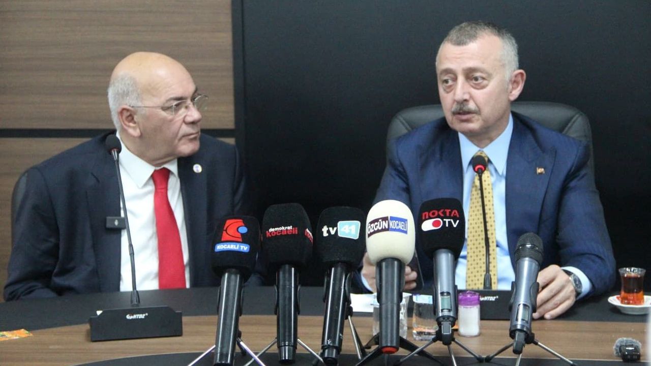 Başkan Büyükakın’dan Gölcük’e kapalı pazar yeri sözü