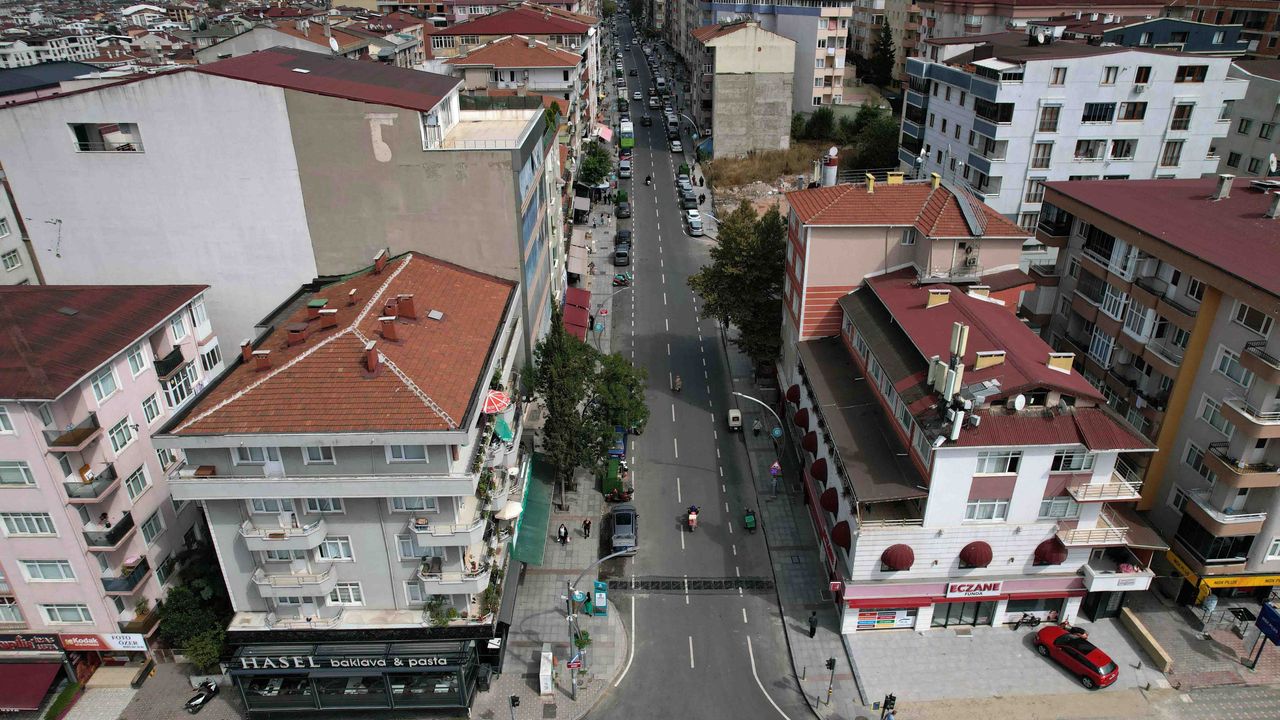Gebze'deki Şehit Numan Dede Caddesi 25 Milyon TL'lik Yatırımla Yenilendi