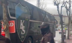 Kocaelispor'un Takım Otobüsüne Saldırdılar! 