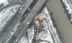 Tırla Köprüden Uçtular! 2 Ölü