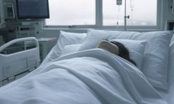 Oğlu Tarafından Bıçaklanan Anne Hayatını Kaybetti