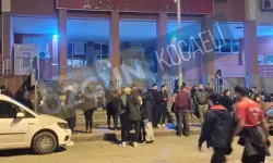 Adliyenin önünde gergin bekleyiş... KOÜ öğrencilerinin aileleri saatlerdir burada!