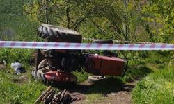 Devrilen Traktörünün Altında Can Verdi!