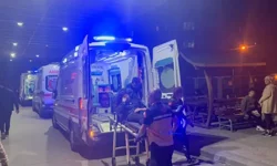 Kocaeli'de Liseli Kızların Kavgasında Kan Döküldü! 