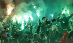 Kocaelispor’un Şampiyonluk Kutlamaları Görsel Şölene Dönüştü