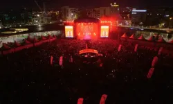 EnFest Gençlik Festivali'nde Emre Fel rüzgârı esti