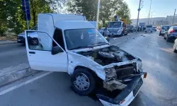 Kırmızı Işık İhlali Kazayla Sonuçlandı!