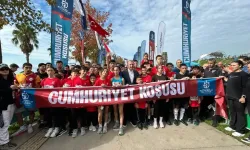 Cumhuriyet Aşkıyla Koştular: Sekapark’ta Bayraklar Dalgalandı