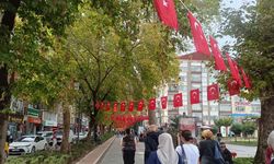 Yürüyüş Yolu Bayram Renklerine Büründü 