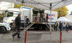 Soğuk gecede Sındırgılılara Büyükşehir’den sıcak bir destek; Hızır 41, tüm gücüyle deprem bölgesinde