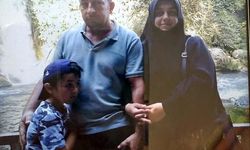 Enkaz başında 12. saat: Anne ve baba aranıyor