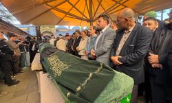 Enkazda kalan 4 kişilik Bilir ailesi toprağa verildi