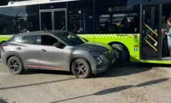 İzmit'in göbeğinde kaza!