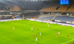 İlk yarıda Kocaelispor üstün ama gol yok