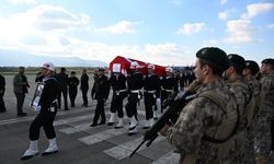 Şehit Akın Karakuş Askeri Törenle Uğurlandı